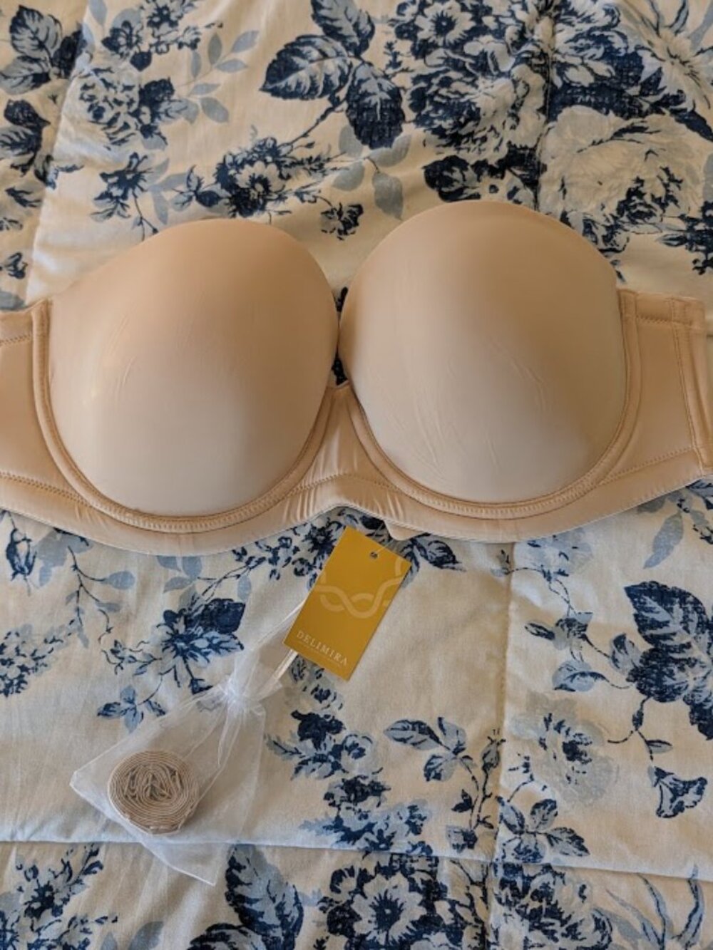 NWT DELIMIRA Women’s Smooth Molded Underwire Strapless Multiway Bra – Beige 38D